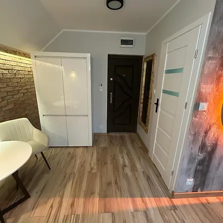 Appartement Przy Kawiarence 2 *